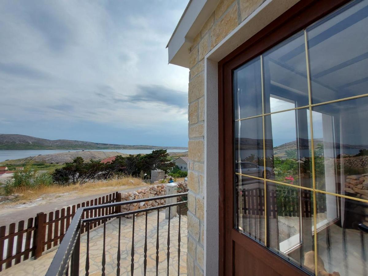 Holiday House Pag Zubovici Exterior photo