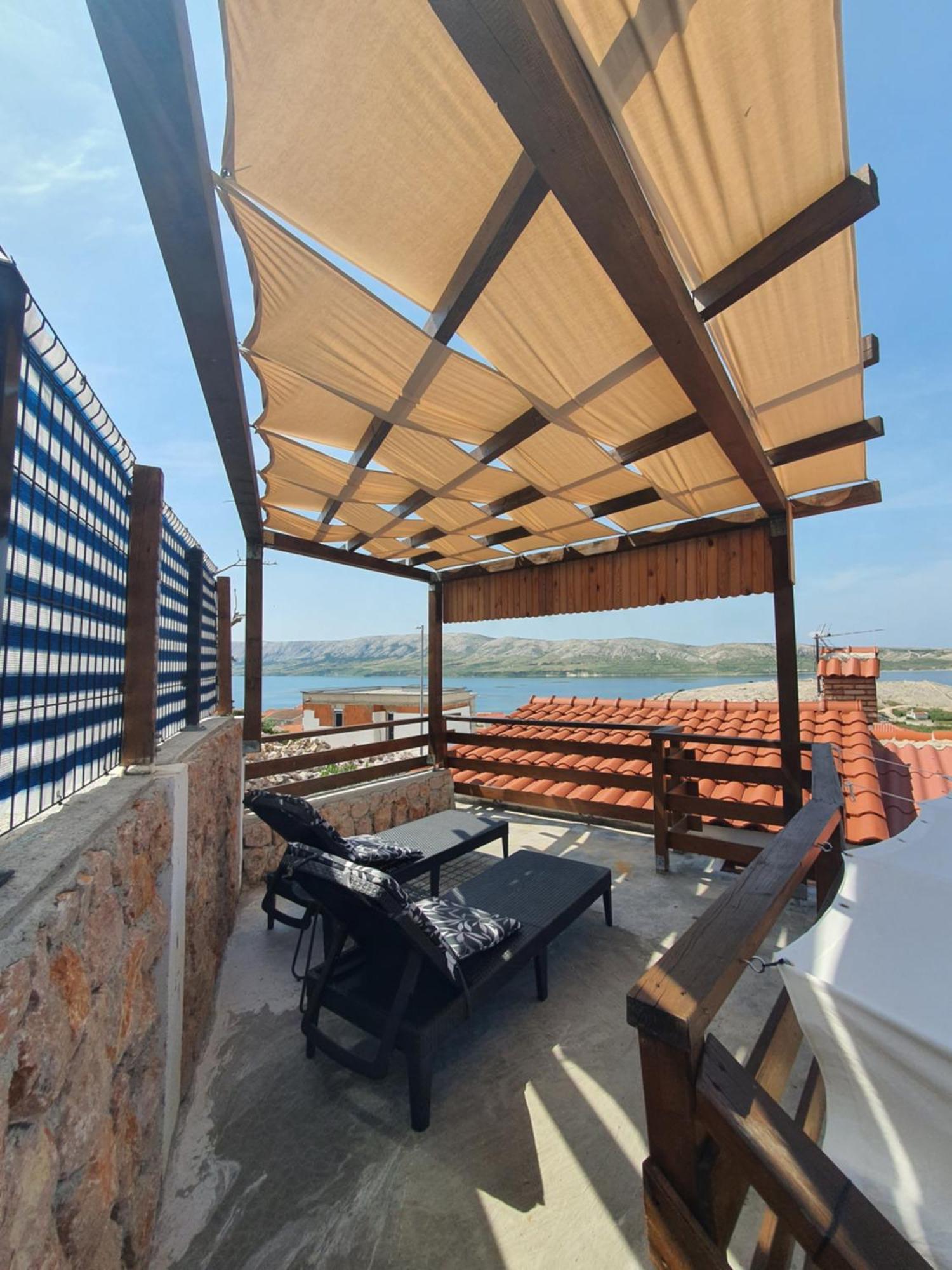 Holiday House Pag Zubovici Exterior photo